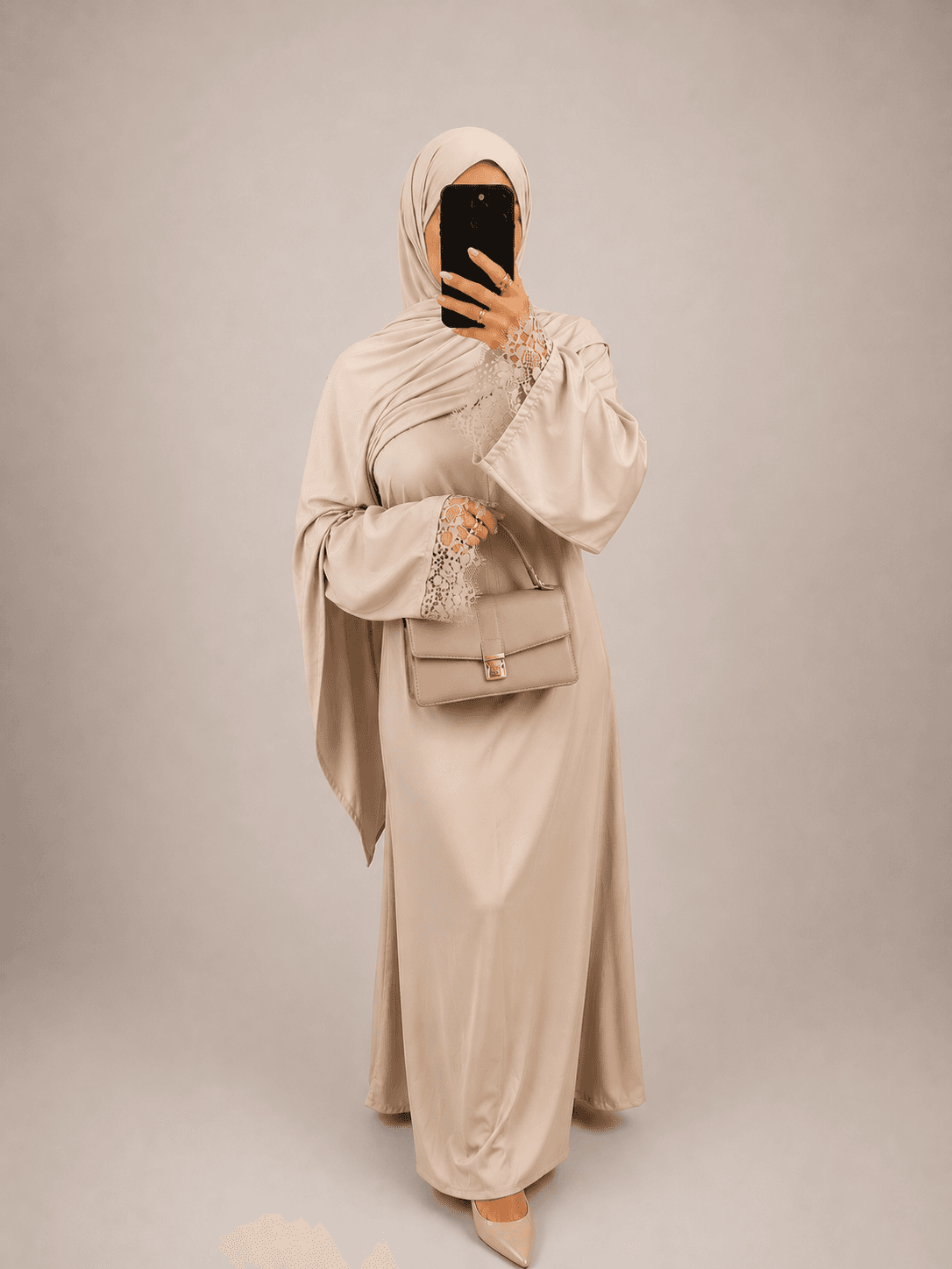 Abaya Satin Beige